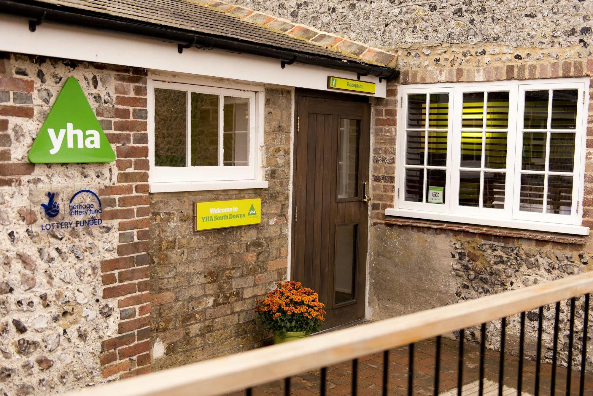 Yha South Downs Hostel Lewes Exterior photo